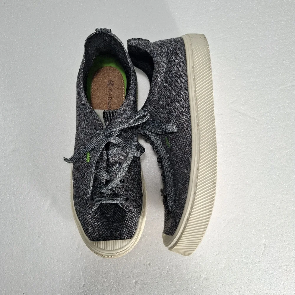 Cariuma IBI Casual Sneakers Gray Knit Low Top Size 8.5 Mens